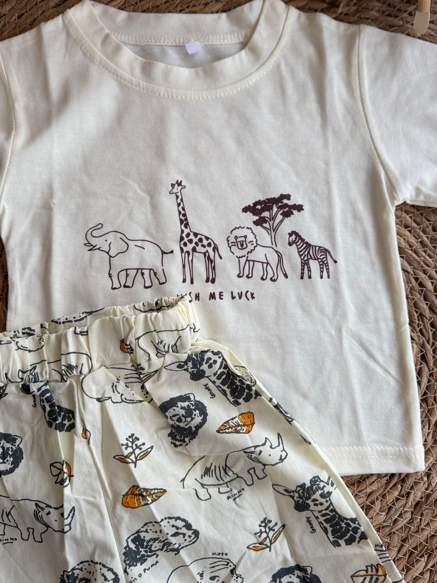 Safari cream set