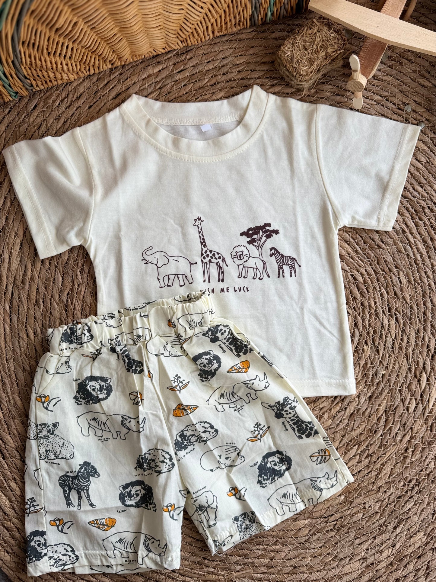 Safari cream set