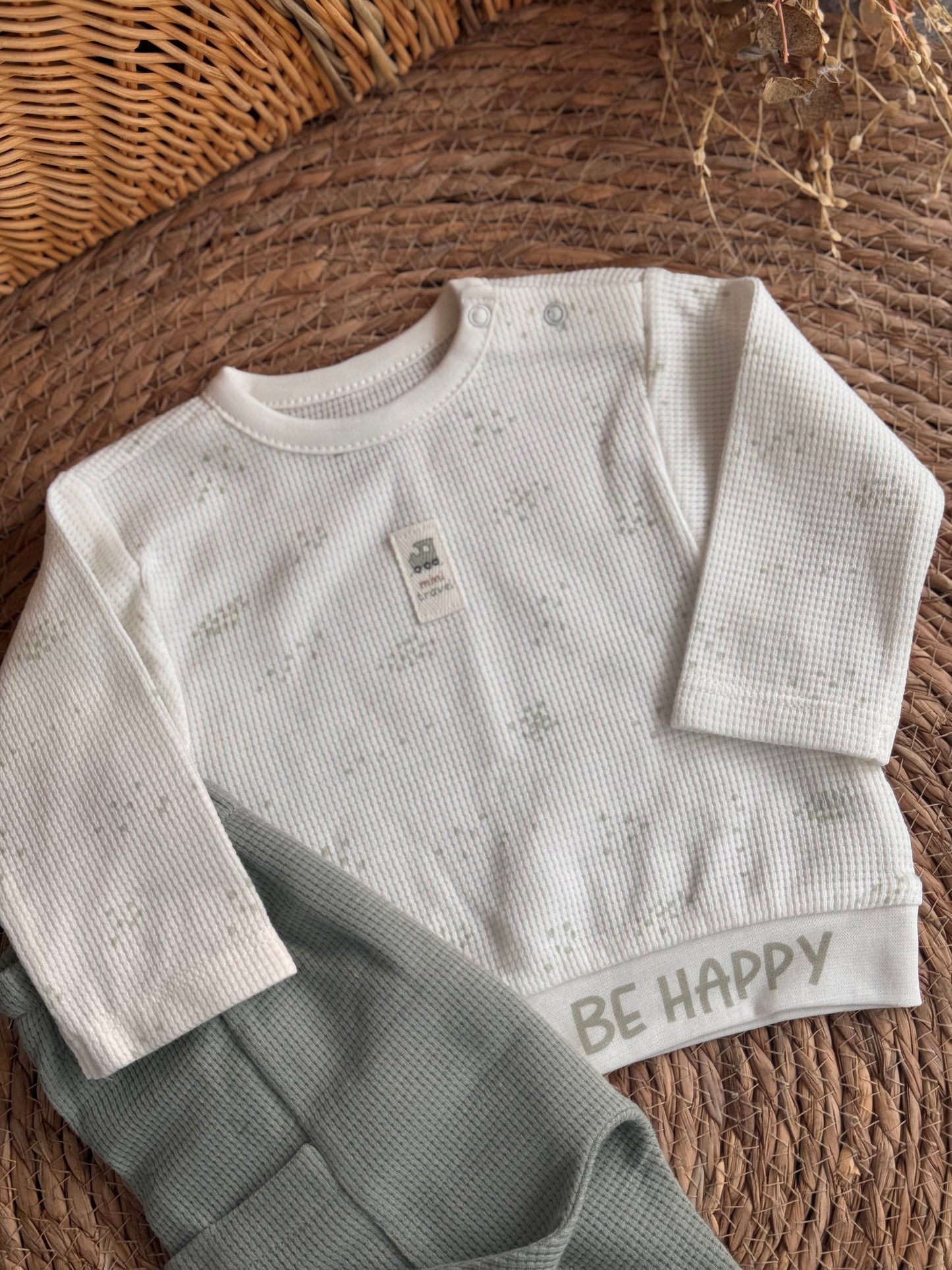Be Happy Waffle Set