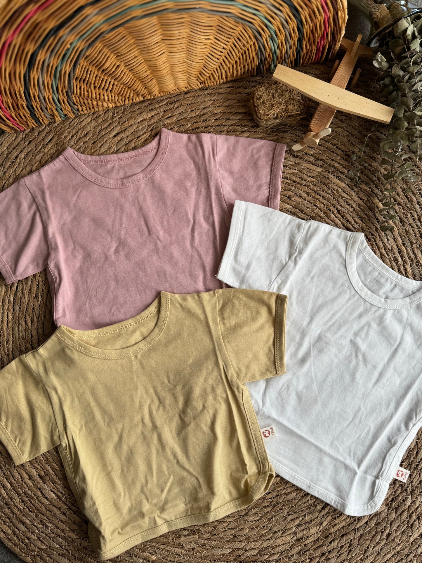Basic cotton T-shirt