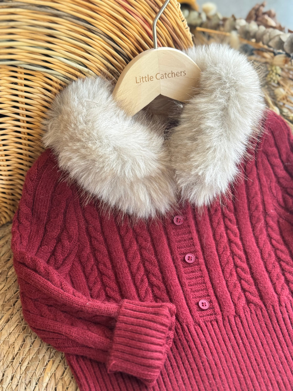 Sweater with Fur Collar-Byrgendy