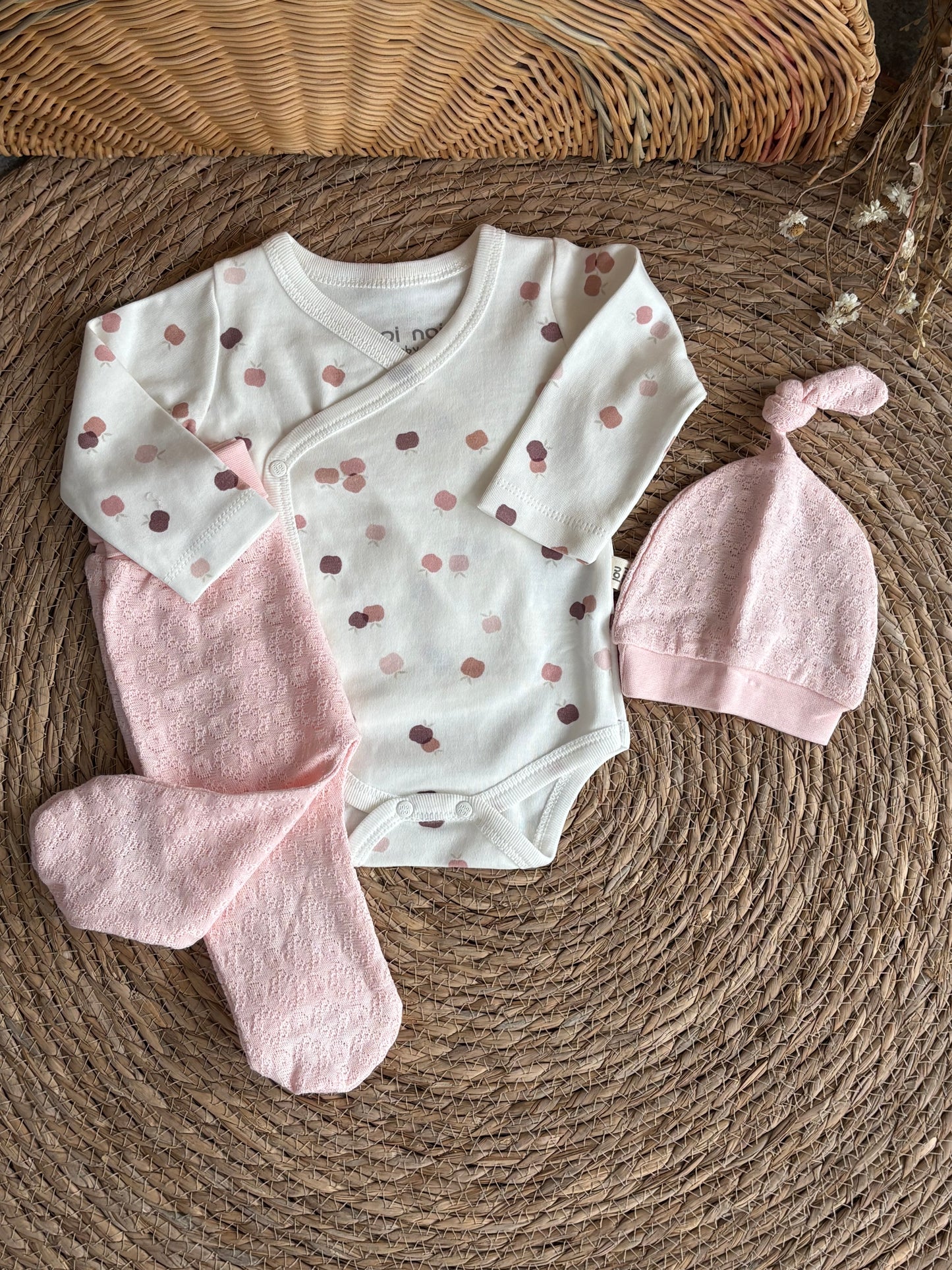 Apple Hospital Set of 3pcs-body pants with hat