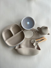 Load image into Gallery viewer, Silicone Feeding Set - Beige
