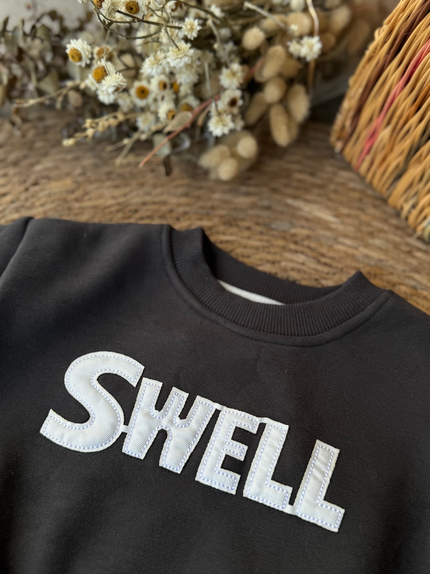 Kids’ “Swell” Fleece-Lined Sweatshirt – Dark Grey