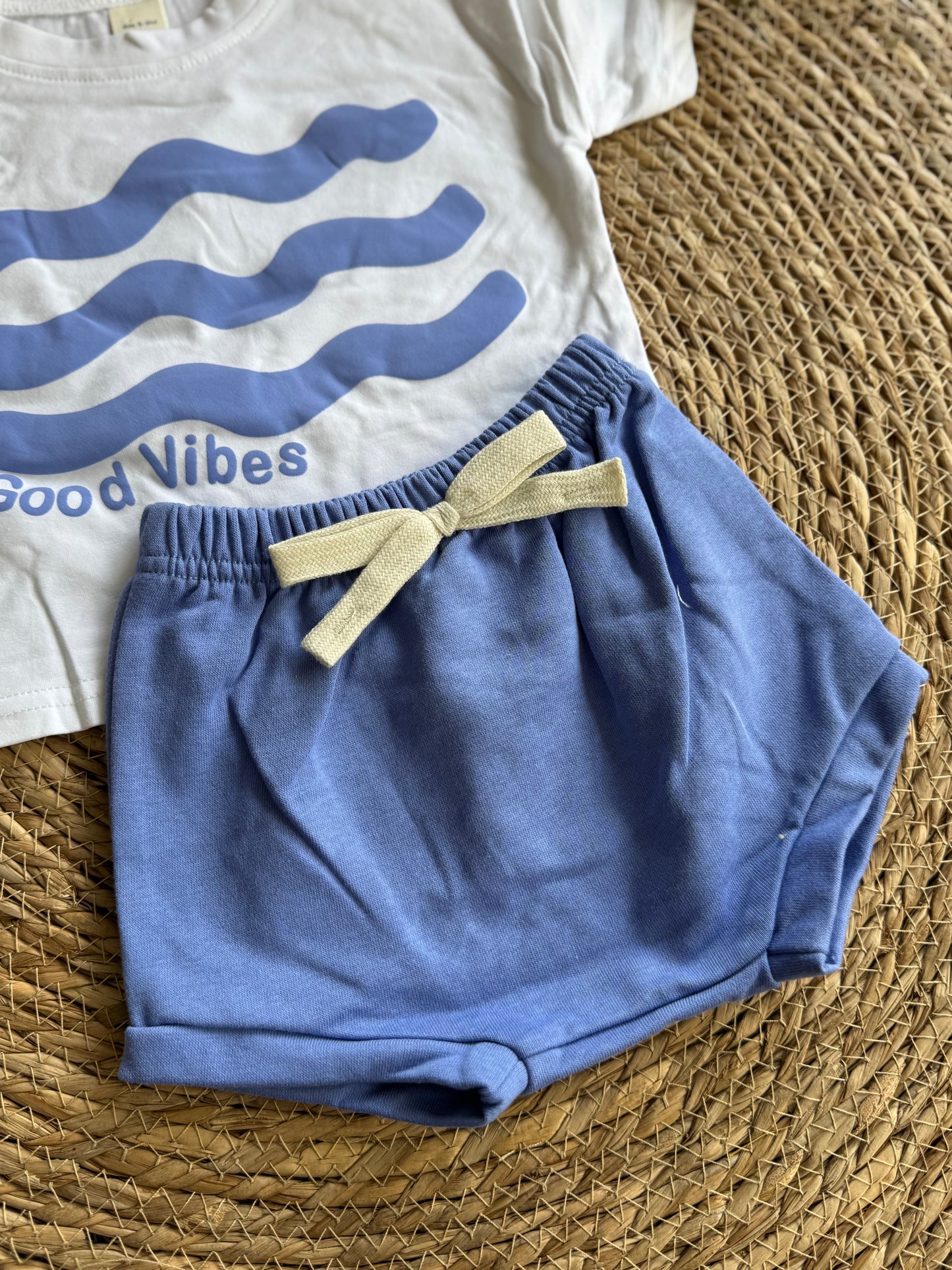 Blue set