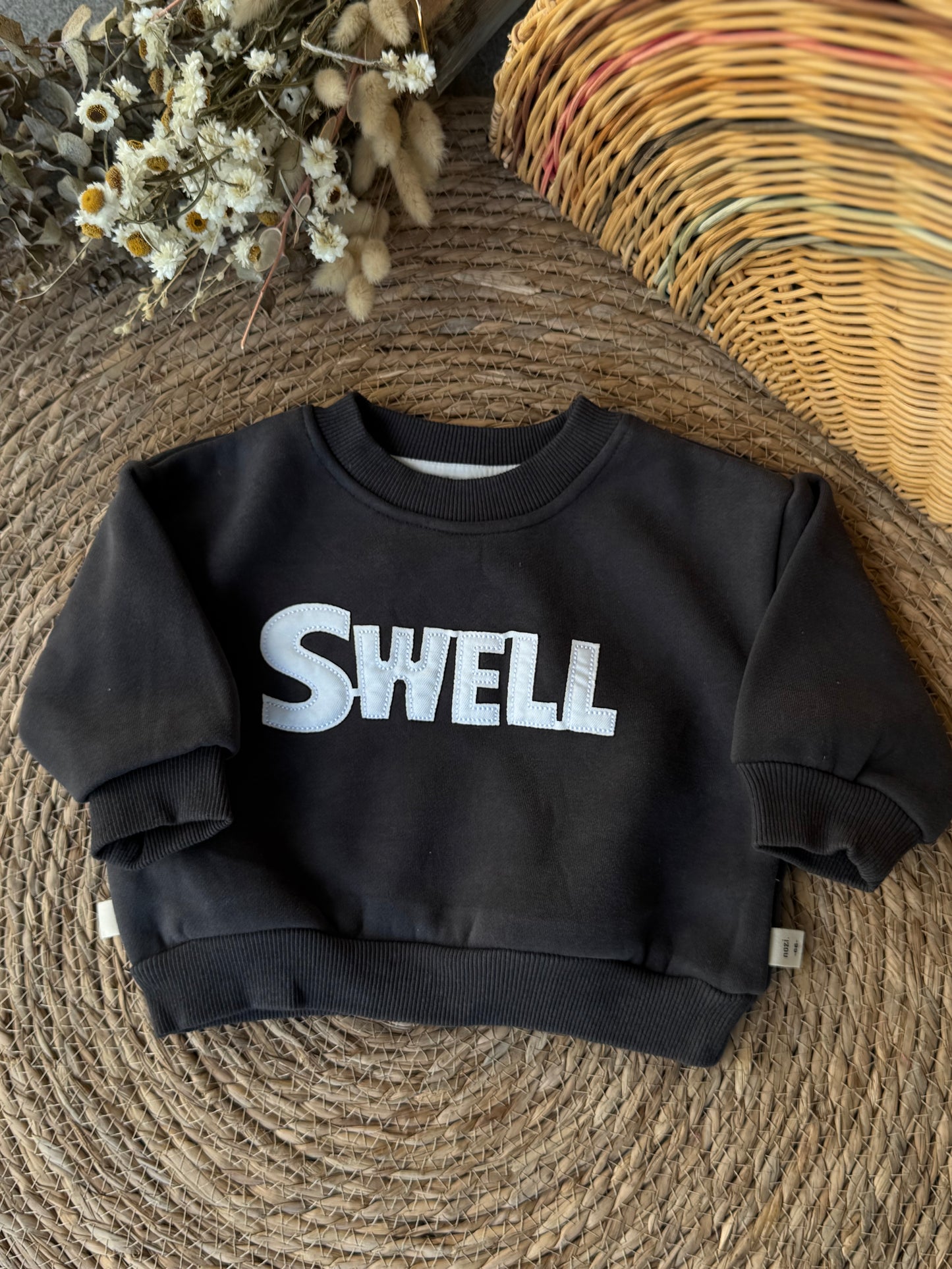 Kids’ “Swell” Fleece-Lined Sweatshirt – Dark Grey