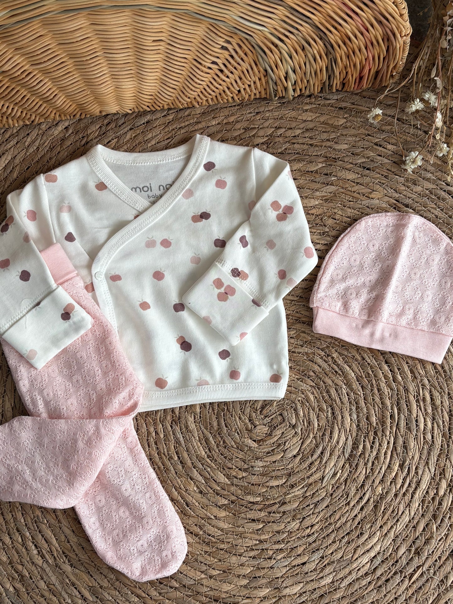 Apple Hospital Set of 3pcs