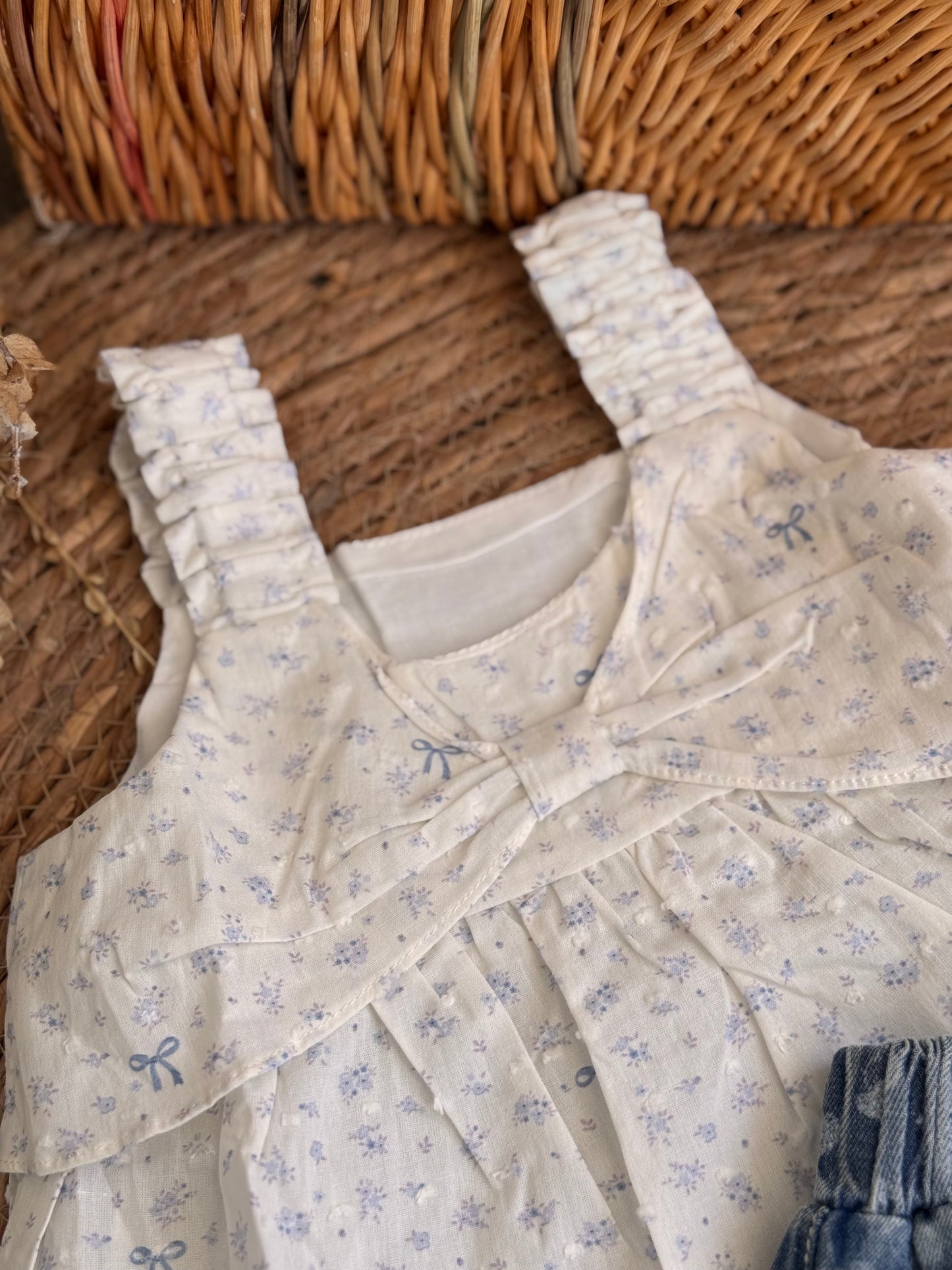 Soft Blue Meadow Set