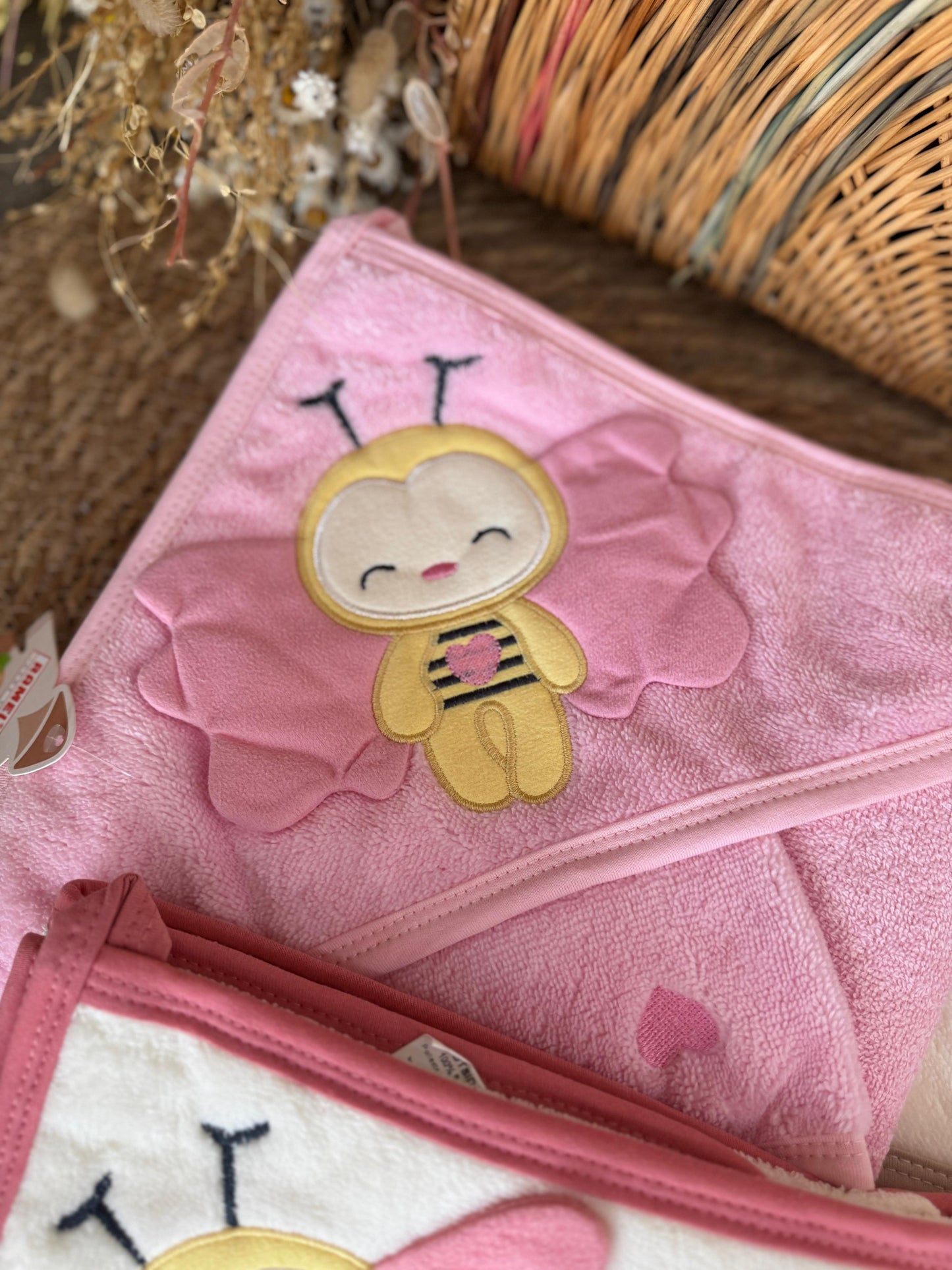 Bee Hug Hooded Towel