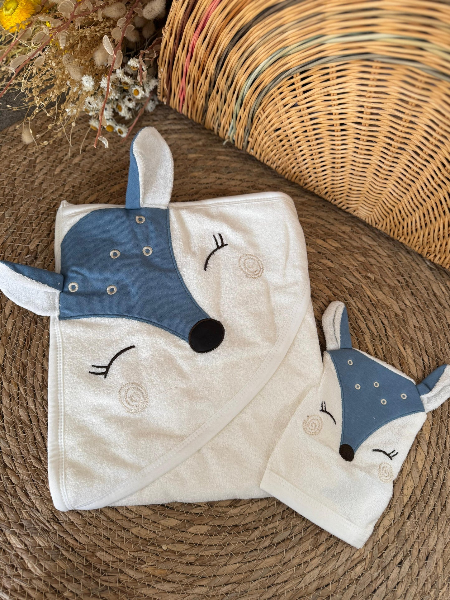 Little Fawn Bath Wrap-White