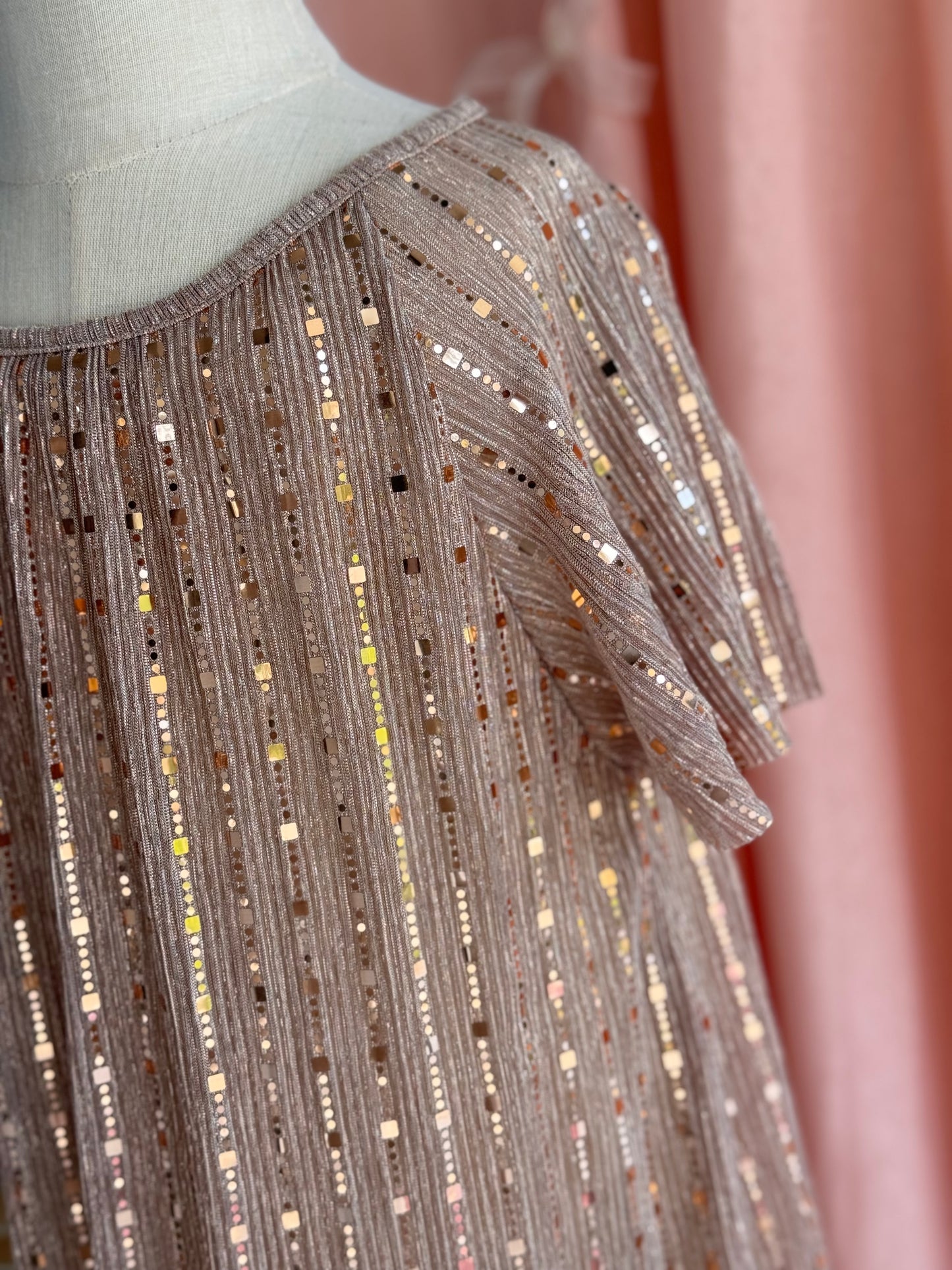 Beige Glimmer