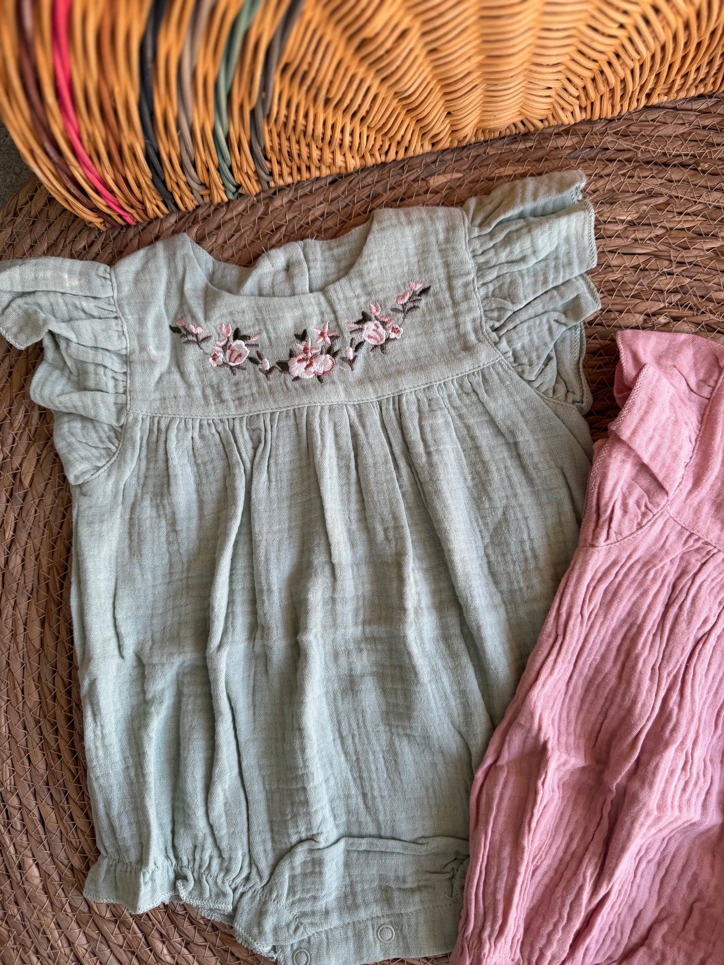 Pretty flower embroidery romper