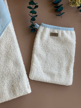 Load image into Gallery viewer, Sheep Bath Towel With Glove-Blue

