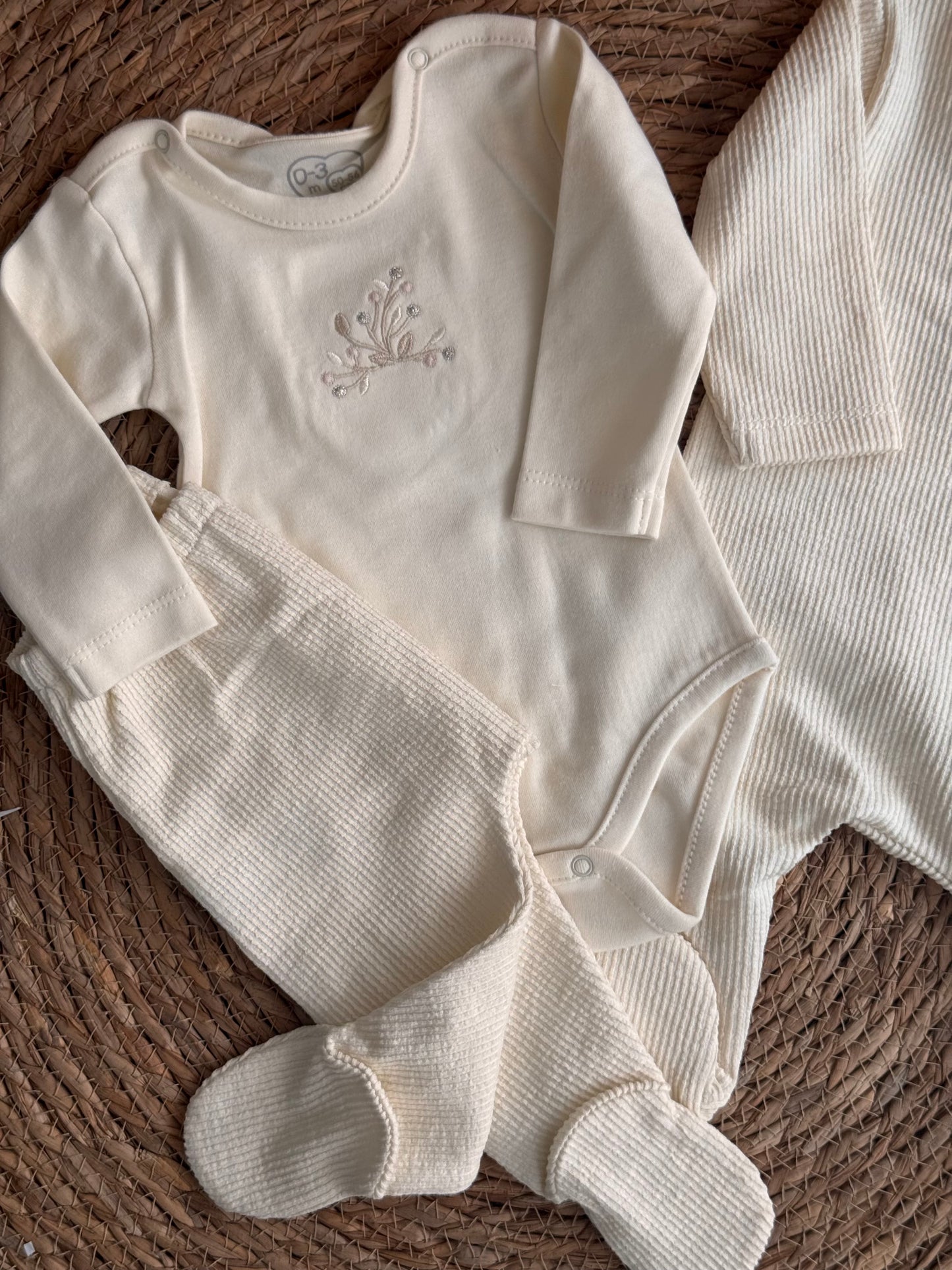 Tiny Petals Set - Cream