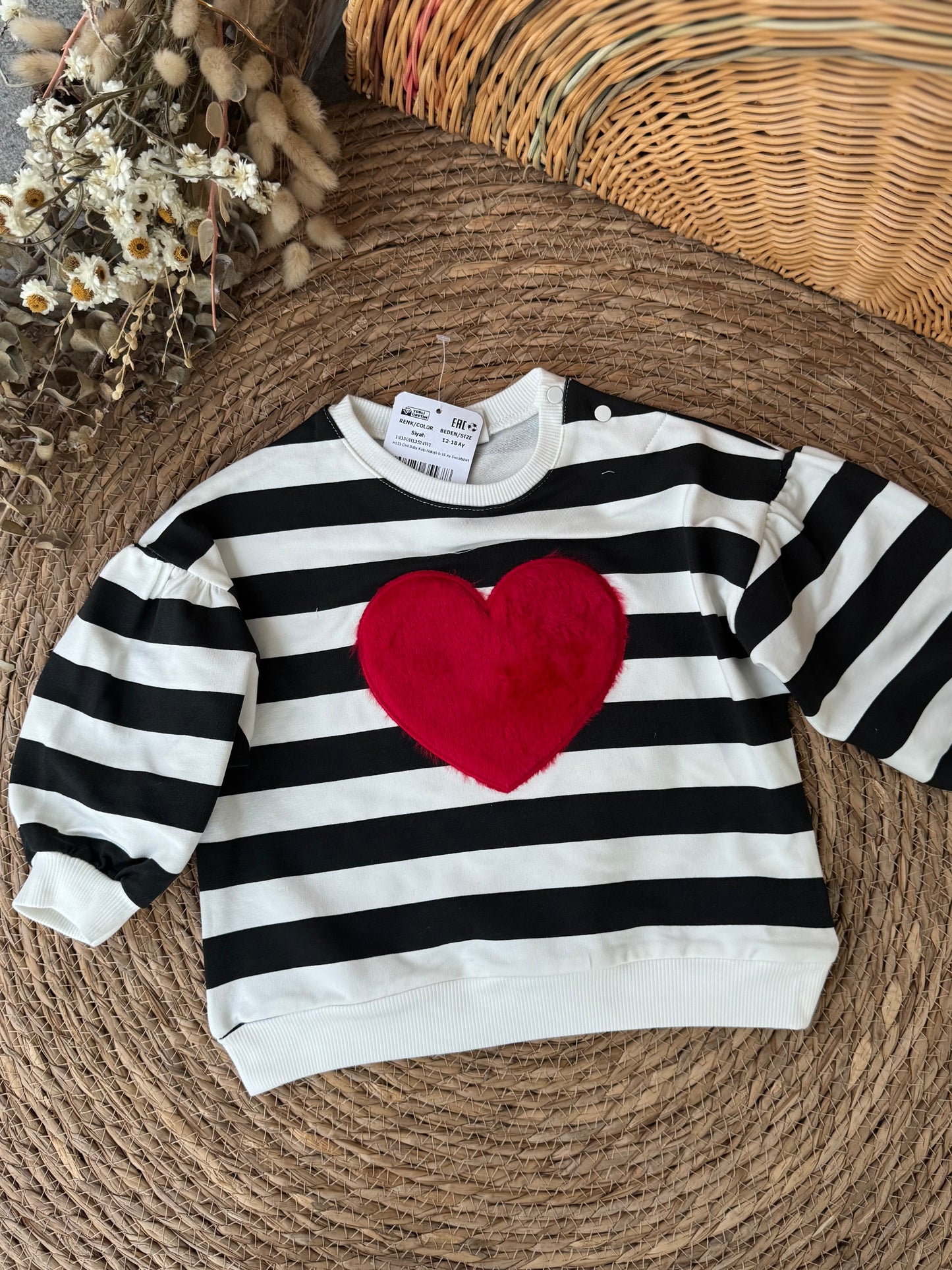 Love Stripe Sweatshirt ❤️