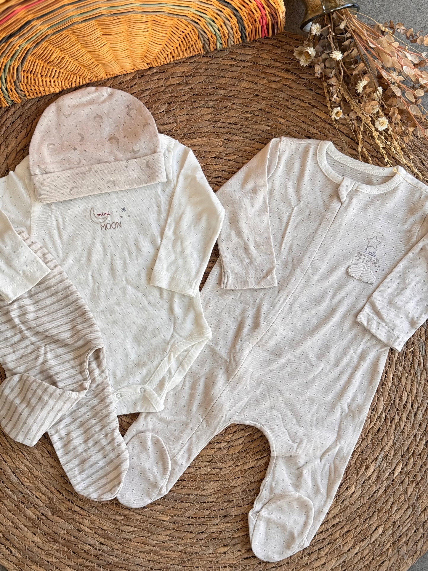 Moon & Star Cotton Set of 4pcs-Beige