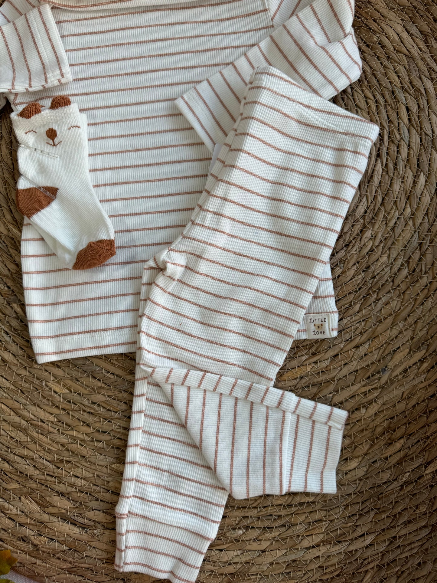 Carters Cotton Set of 4 pieces