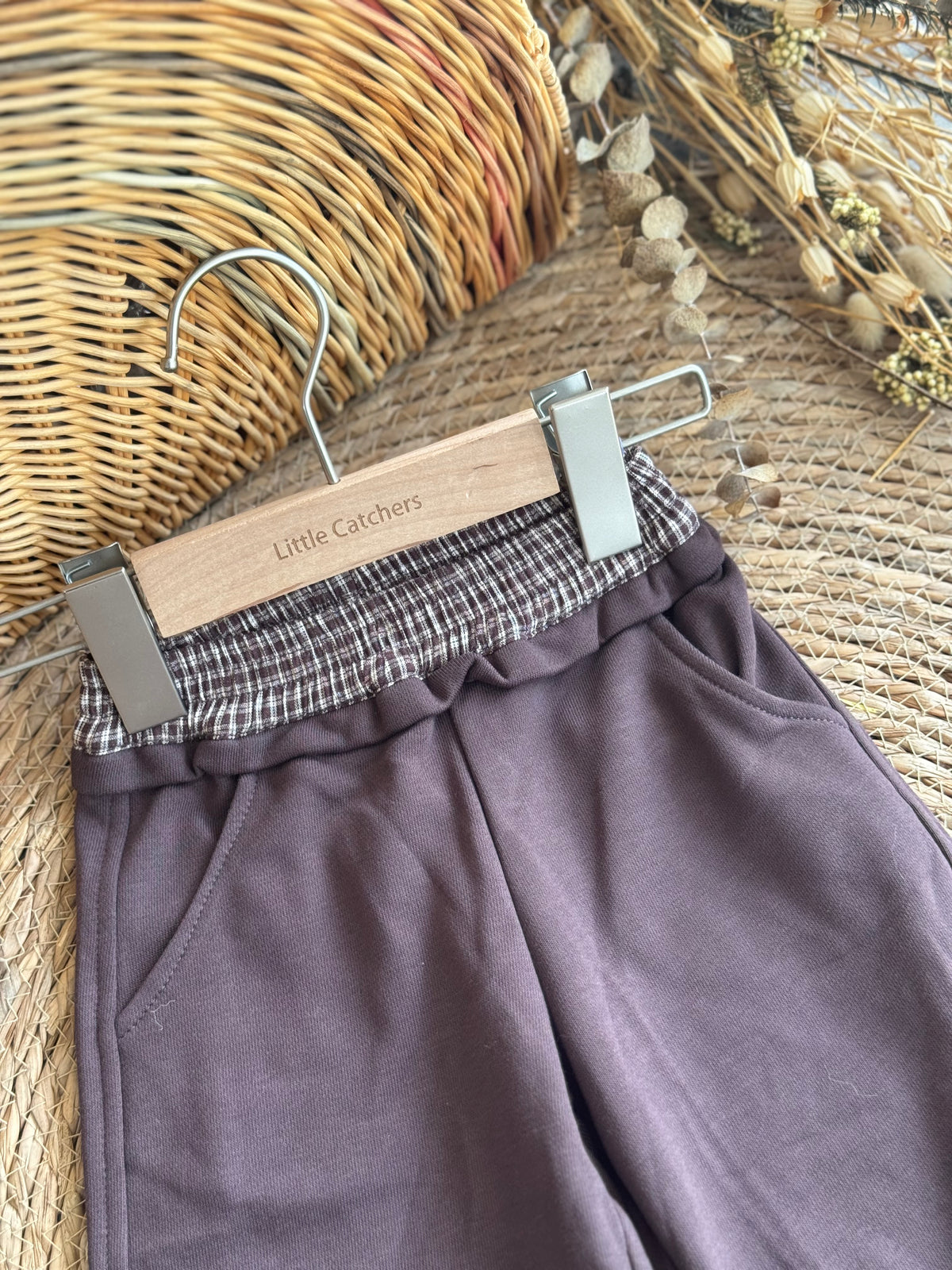 Ruffle Waist Sweatpants-Brown