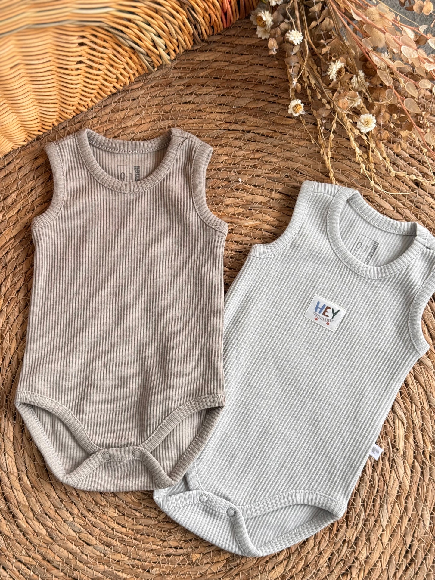 “HEY”Ribbed Sleeveless Bodies Set of 2pcs-Grey