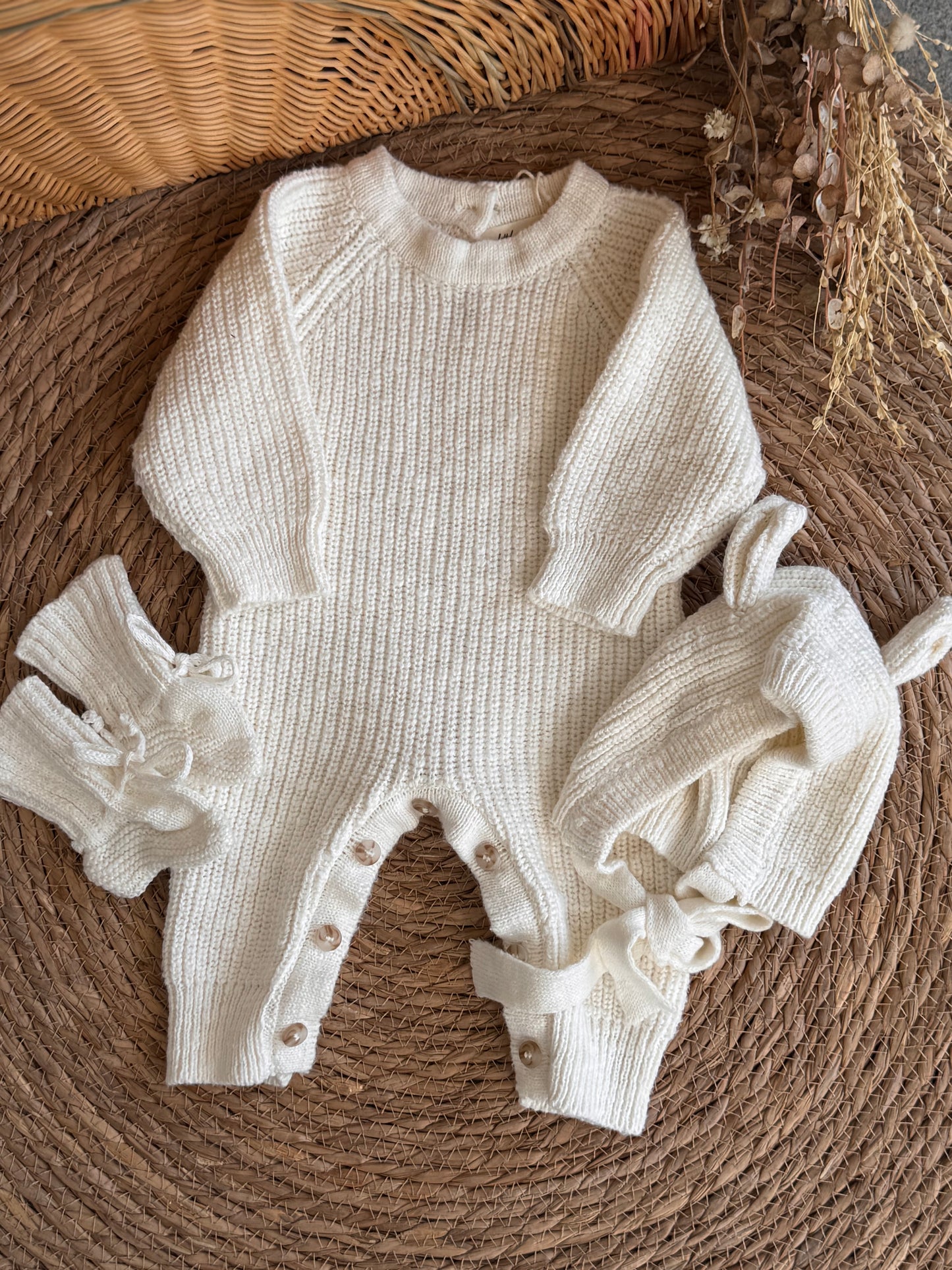 Little Snowflake Set with Hat & Socks