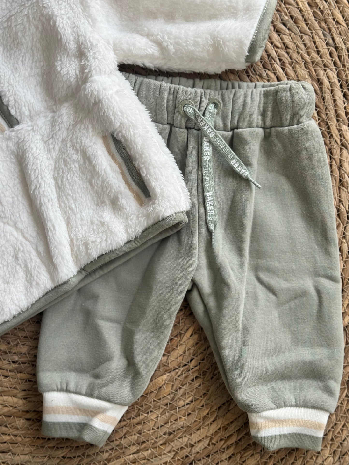 Sherpa Jogger Set - Sage Green