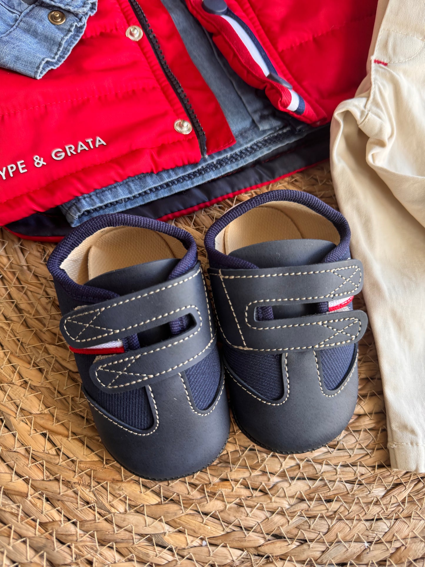 Little Urban Winter Outfit – Red & Denim