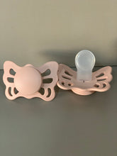 Load image into Gallery viewer, FRIGG Pacifier Butterfly-Dusty Pink
