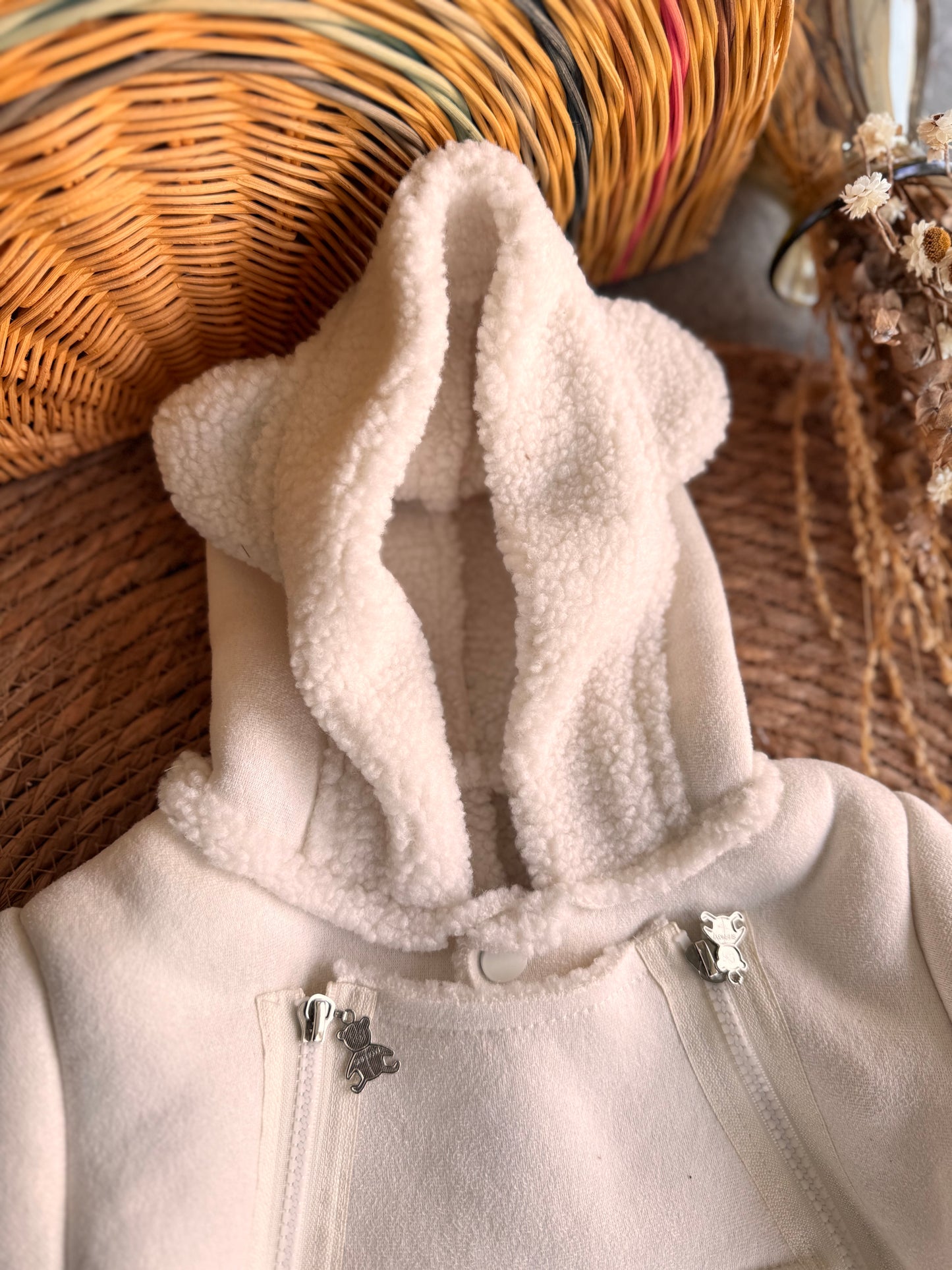 SnowBear Hooded Baby Suit-offwhite