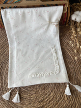 Load image into Gallery viewer, Little Heart Blanket - White
