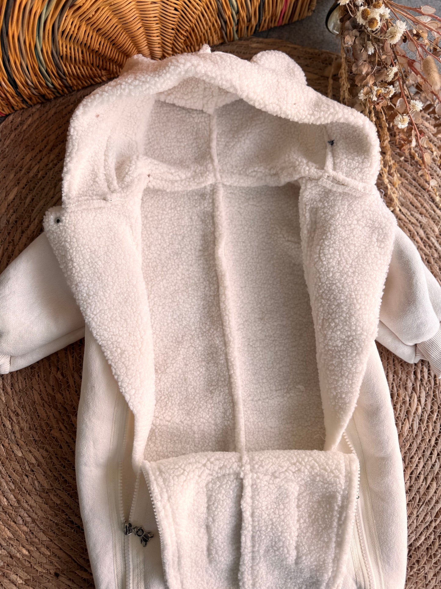 SnowBear Hooded Baby Suit-offwhite