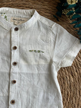Load image into Gallery viewer, White Linen Shirt
