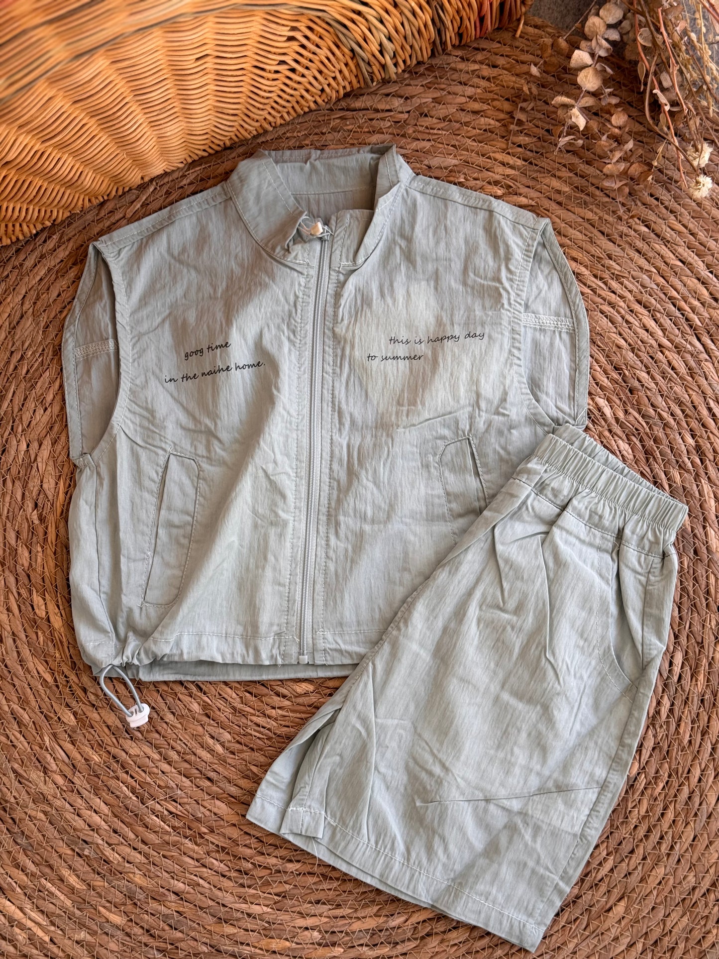 The Urban Explorer Vest Set-Mint