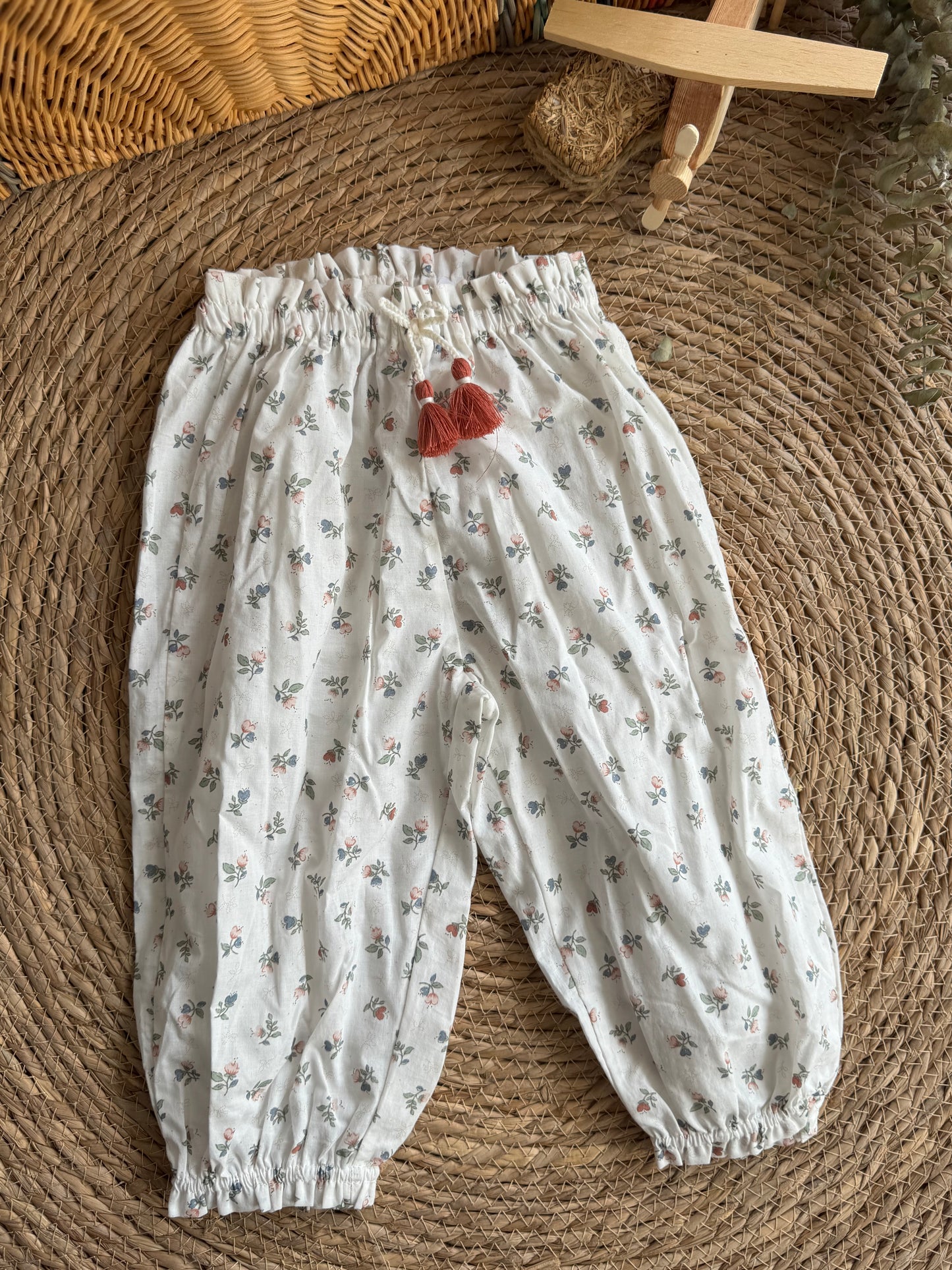 Maverik pant white