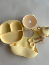 Load image into Gallery viewer, Silicone Feeding Set - Light Yellow
