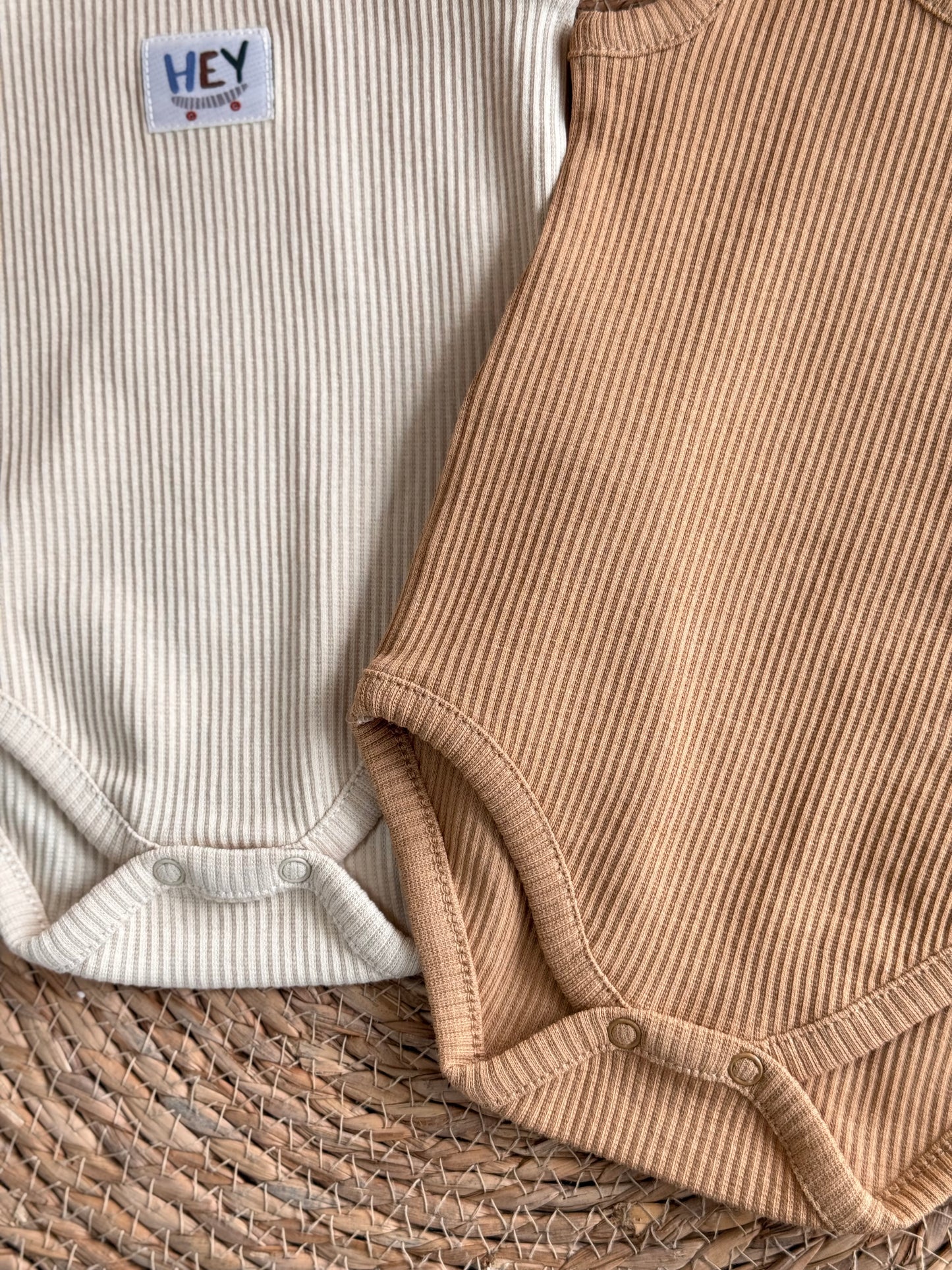 “HEY”Ribbed Sleeveless Bodies Set of 2pcs-Havane