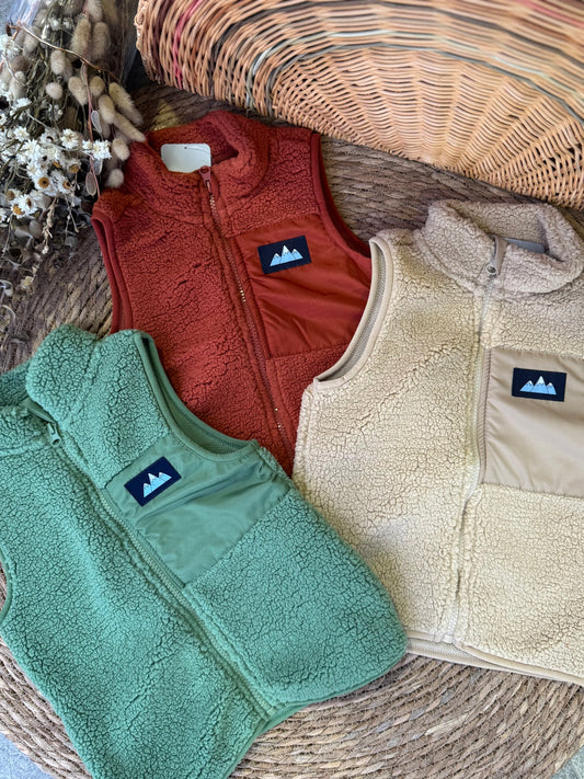 Mountain Fleece Vest ⛰️