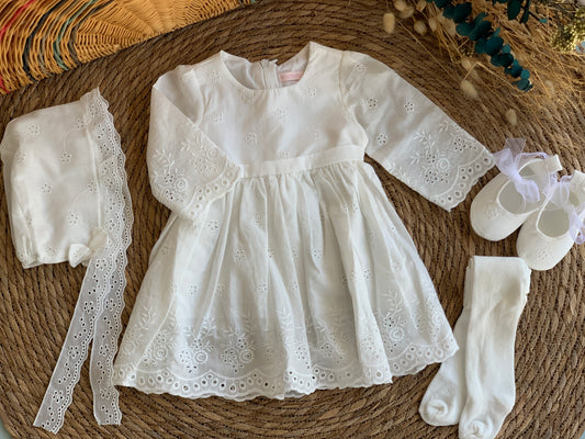 White Lace Set Of 4 Pieces