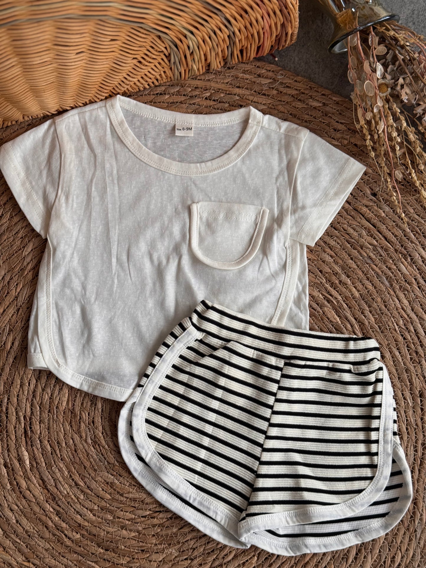 Pocket Tee & Striped Set-White