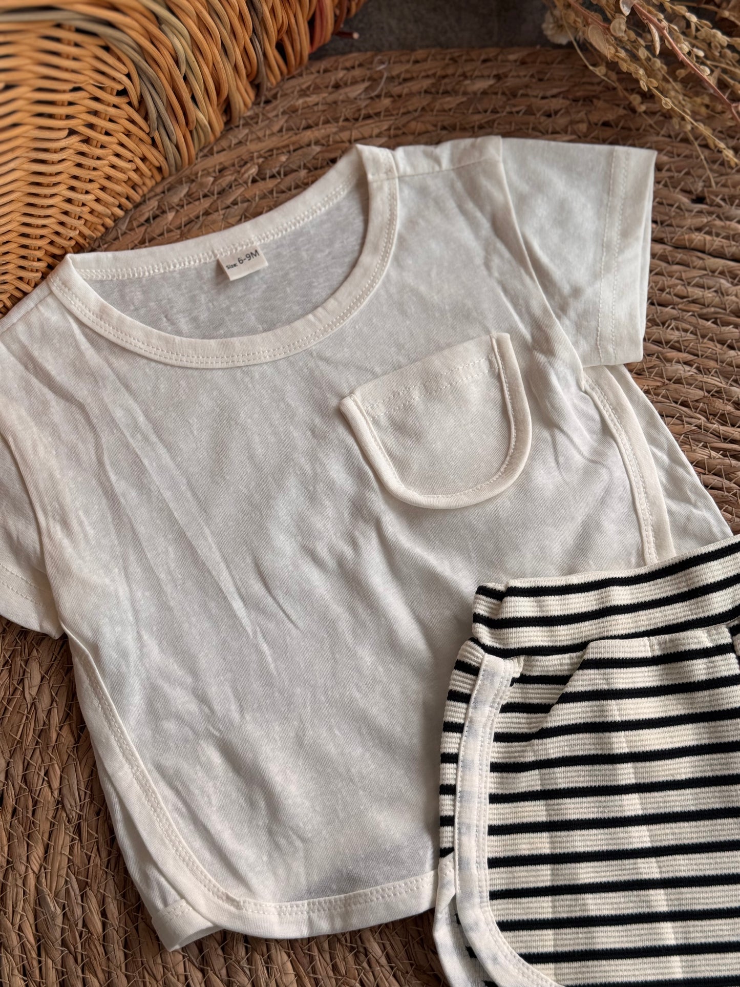 Pocket Tee & Striped Set-White
