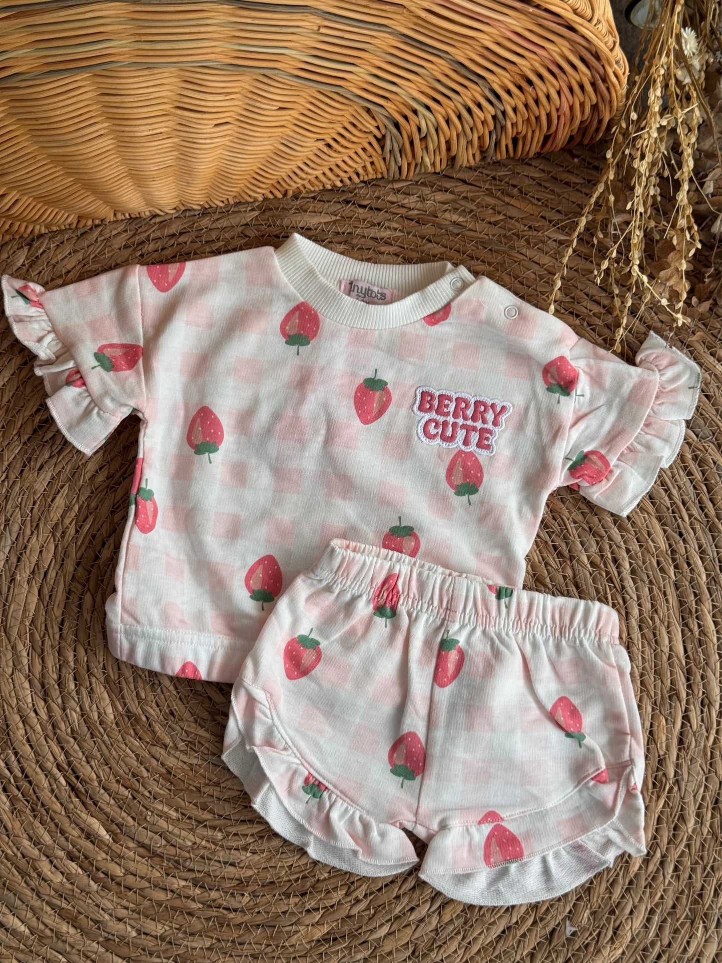 Strawberry set