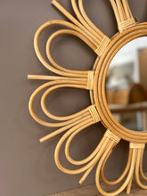 Load image into Gallery viewer, Flower Rattan Mirror
