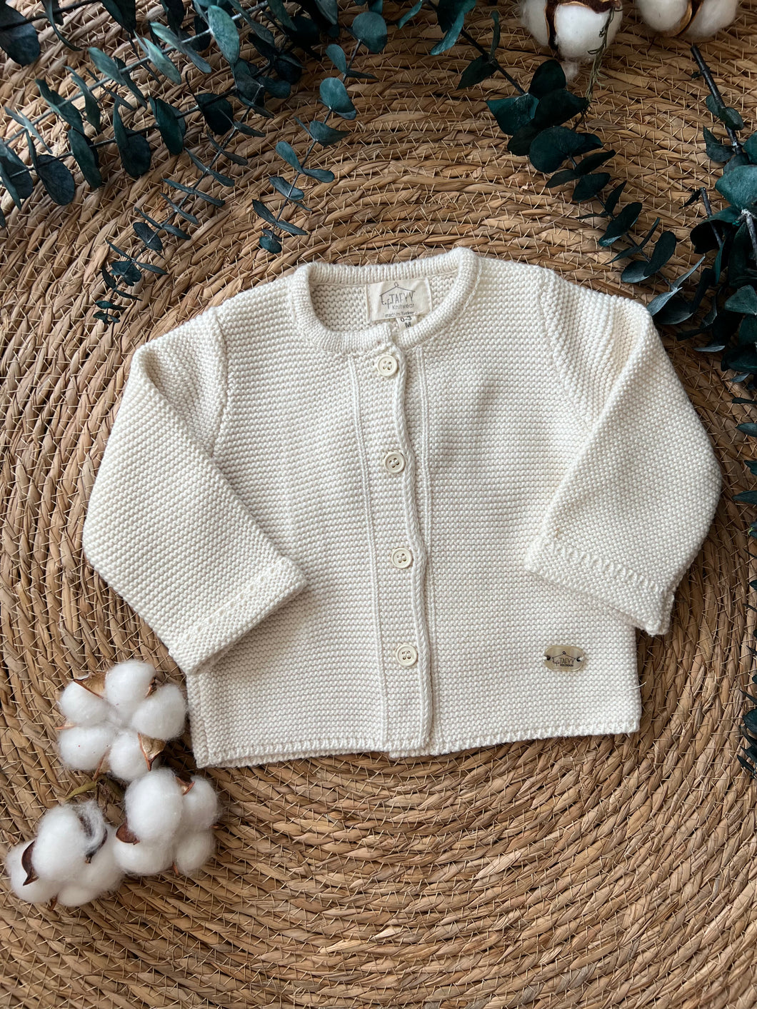 Knitted cardigan-off white