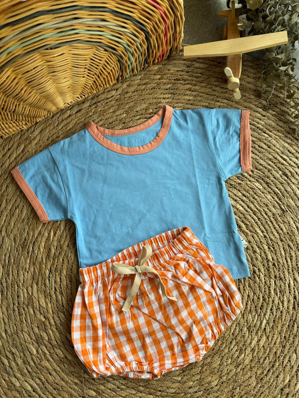 Plain set-blue