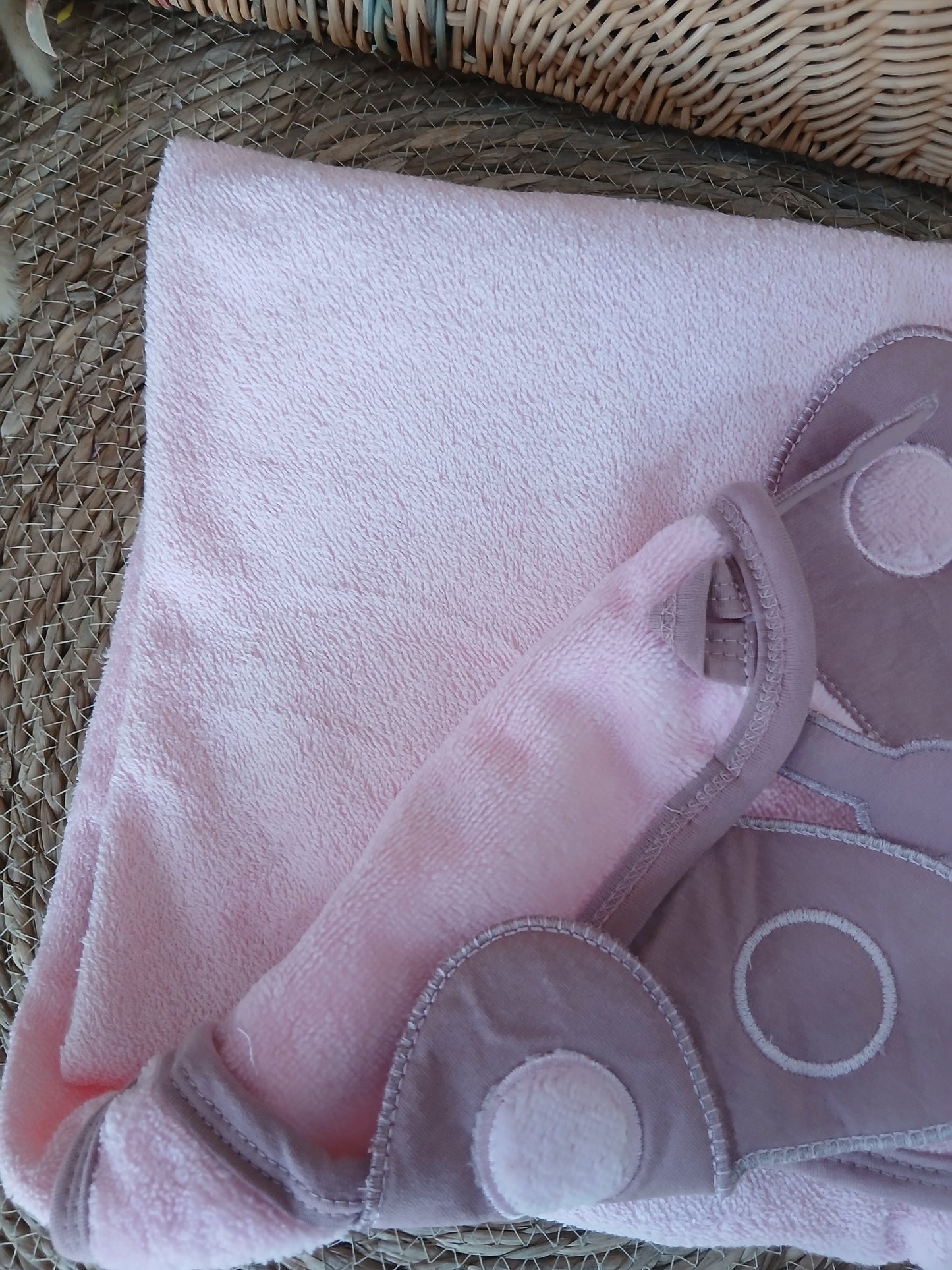 Bee Towel-Pink